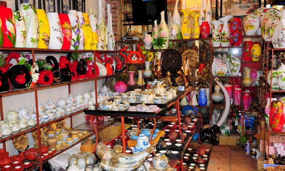 Hanoi has plenty of shops where you can find these environmentally-friendly handicrafts